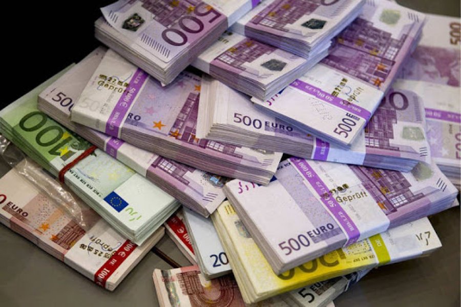 Krimi i organizuar i futur në pushtet i avulloi 2 milion euro për ti trashur xhepat e vetë