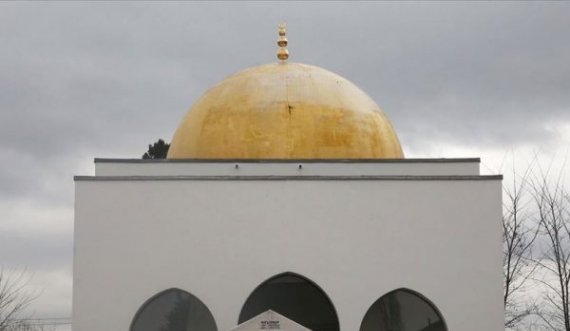 “Lufta ka filluar” Në adresën e një xhamie në Francë dërgohet kërcënim për vrasje