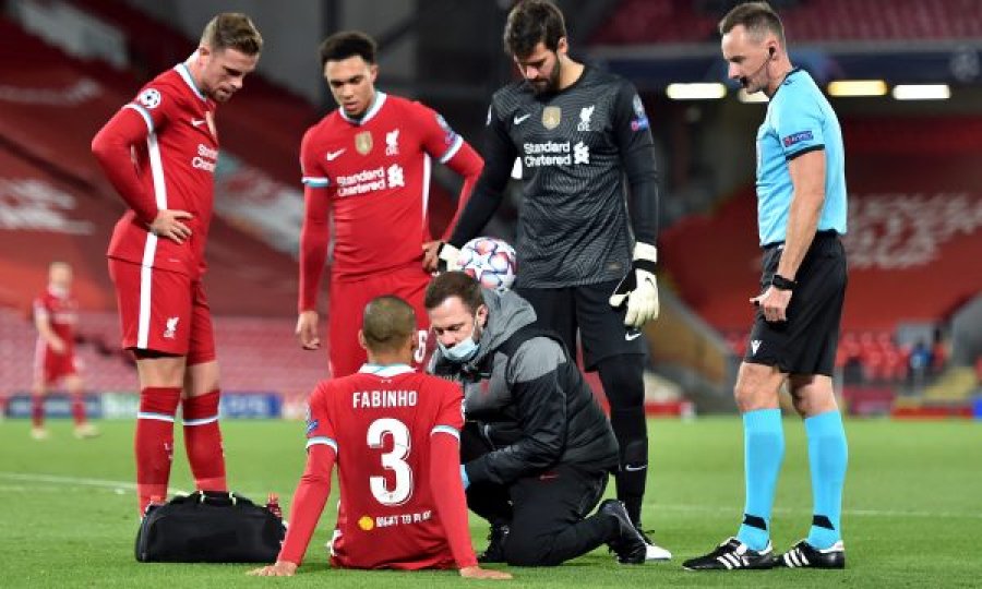 Liverpooli me mungesë të madhe të mbrojtësve, pas lëndimit të Fabinhos