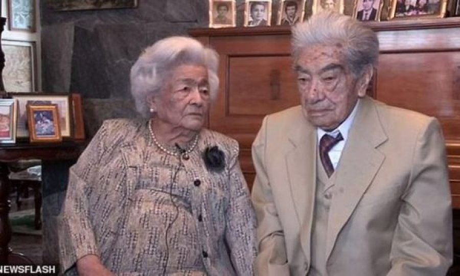 Fituan Guinessin si çifti më i moshuar në botë, burri vdes në moshën 110-vjeçare