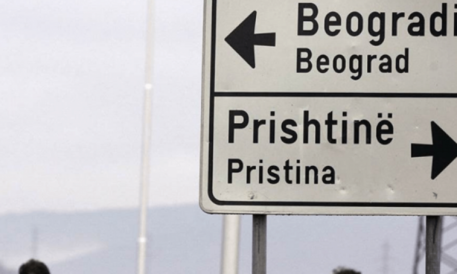 Serbia insiston në krijimin e Asociacionit vetëm një ditë para takimit në Bruskel