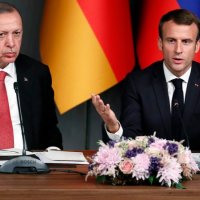 Francezët me origjinë turke reagojnë pas përplasjes Macron-Erdogan: I duam të dyja vendet