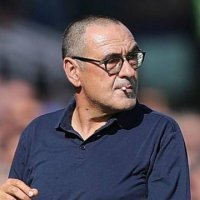 Sarri shkëput kontratën me Juventusin për Fiorentinan?