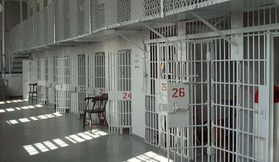 Arratisja e dy të miturve nga Burgu i Lipjanit, suspendohen dy zyrtarë korrektues
