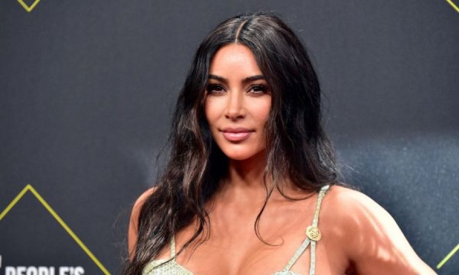 Këto janë dhuratat që Kim Kardashian i ka pranuar me rastin e ditëlindjes