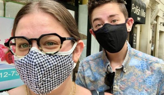 Maskat e fytyrës duhet të ndërrohen çdo dy orë, mjekët tregojnë arsyen