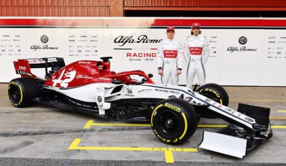 Raikkonen mbetet në Formula 1, rinovon edhe për 1 sezon me Alfa Romeon