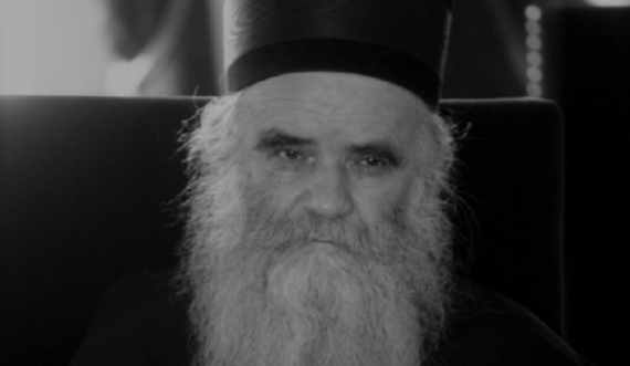 Kreu i Kishës Ortodokse Serbe që vdiq sot ishte antishqiptar i madh, pendohej pse nuk e përkrahu Millosheviqin më shumë