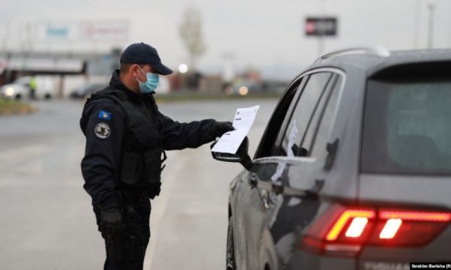 Reagon anëtari i Bordit për luftimin e Covid-19 që u dënua pa maskë nga policia
