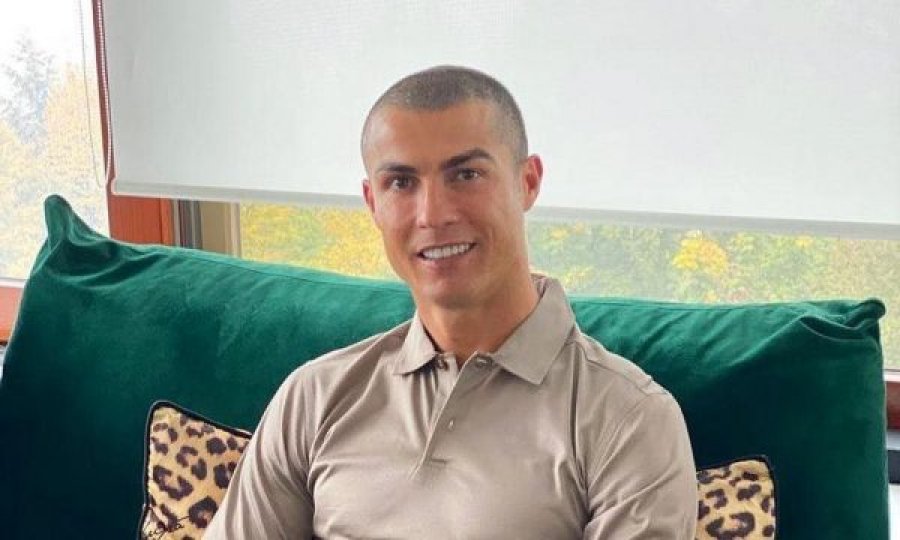 Cristiano Ronaldo rrugës për t’i dhënë fund vet-izolimit