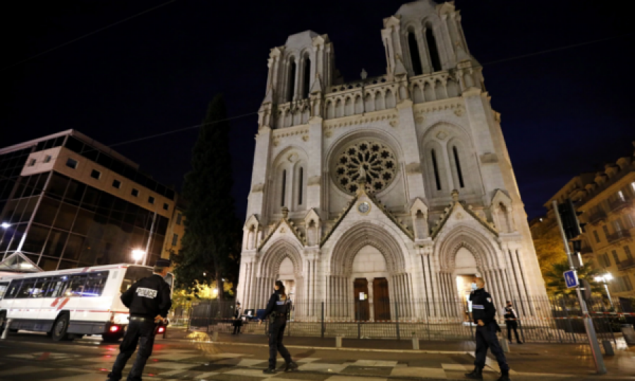 Spanja arreston marokenin që e lavdëroi vrasjen e mësuesit francez e bëri thirrje për sulme tjera