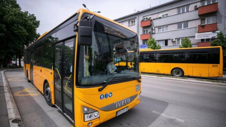 Trafiku Urban i Prishtinës apelon të mos hidhen vezë ndaj autobusëve për “Halloween”