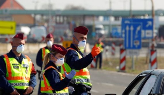 BE-ja kritikon Hungarinë për mbylljen e kufijve