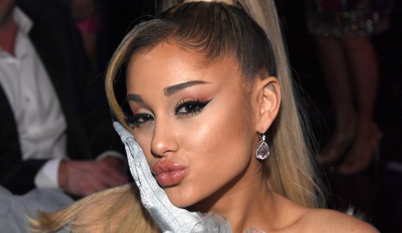 Ariana Grande bëhet femra e parë që arrin këtë shifër ndjekësish në Instagram