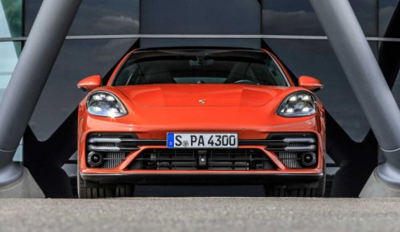Porsche vjen me Panamera hibrid me 738 kuajfuqi