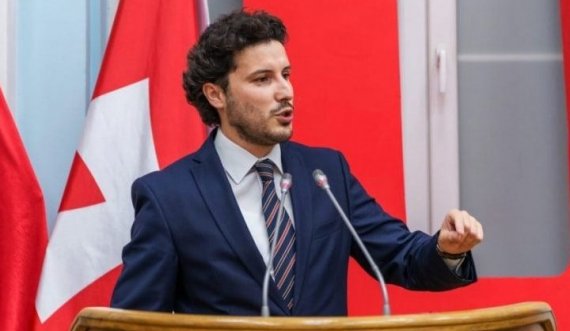 Çfarë kishte thënë në të vërtetë Deputeti Dritan Abazoviq për Skënderbeun?