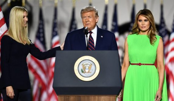 Ish-mikesha e Melania Trump zbulon gjithçka për sherrin me ‘Princeshën Ivanka’