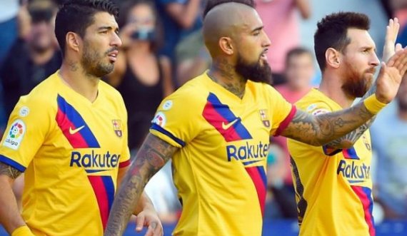 Suarez dhe Vidal, të vetmit që po e shtyjnë Messin të qëndrojë në Barcelonë 