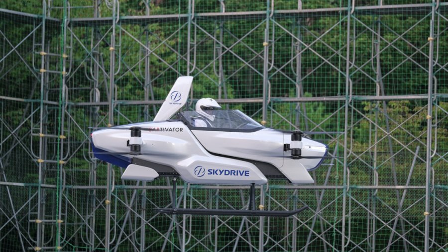 Prezantohet vetura fluturuese elektrike