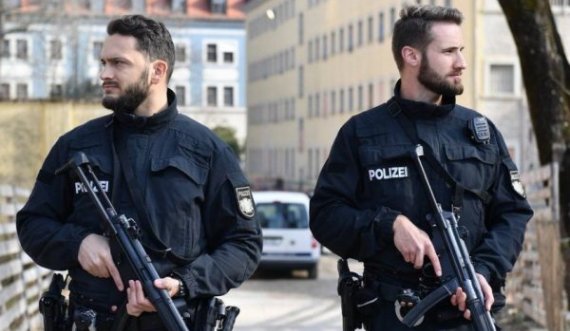 Policia gjermane gjen trupat e pajetë të pesë fëmijëve