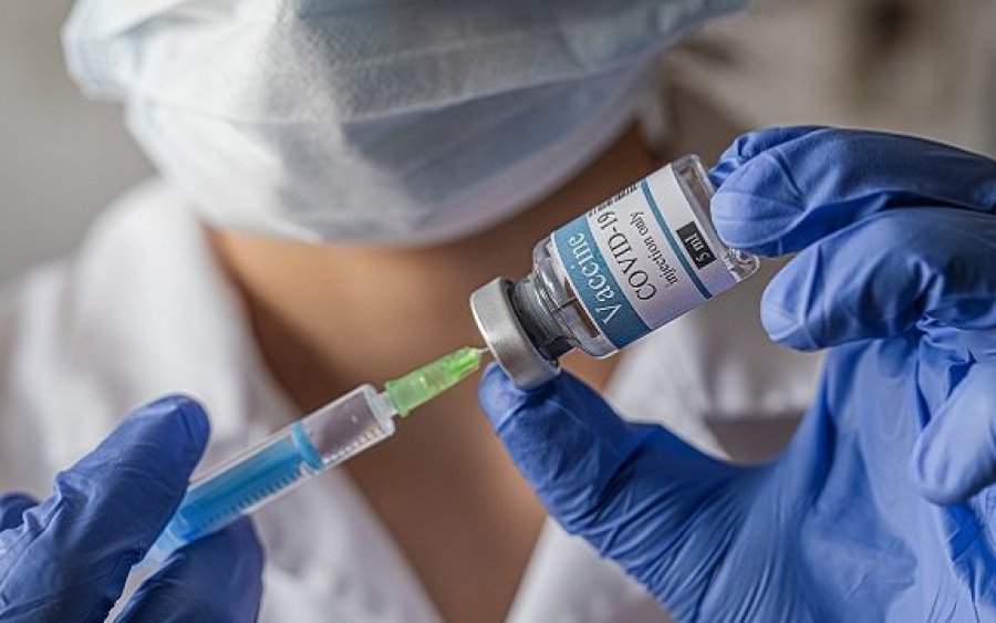 Paralajmërohet shpërndarja e vaksinës kundër koronavirusit në fund të tetorit