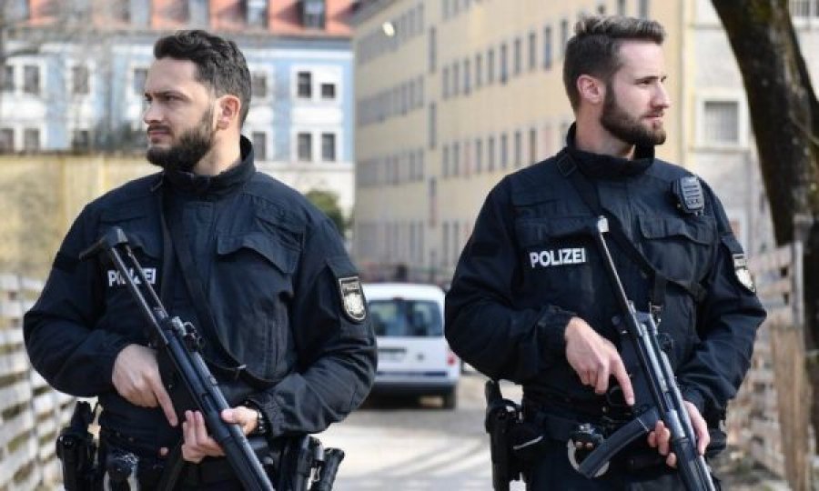Policia gjermane gjen trupat e pajetë të pesë fëmijëve