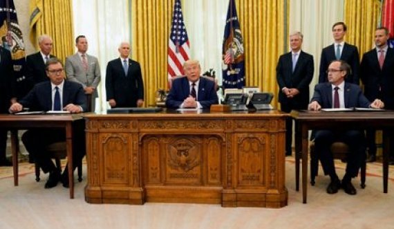 Presidenti Trump pas nënshkrimit të marrëveshjes paralajmëron vizitë në Kosovë dhe Serbi