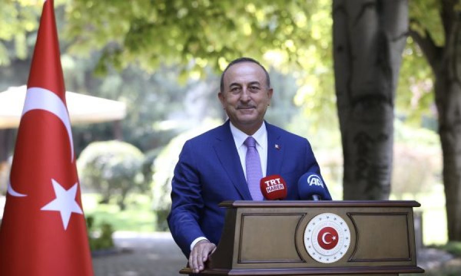 Turqia kritikon Francën: Po përdorë Greqinë kundër nesh