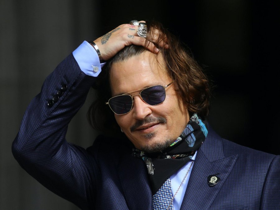 Pas Brad Pitt edhe Johnny Depp i lidhur me një modele gjermane 24 vite më të re