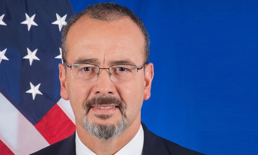 Godfrey publikon agjendën e Trumpit: Sot është një ditë e shkëlqyer për Kosovën e Serbinë