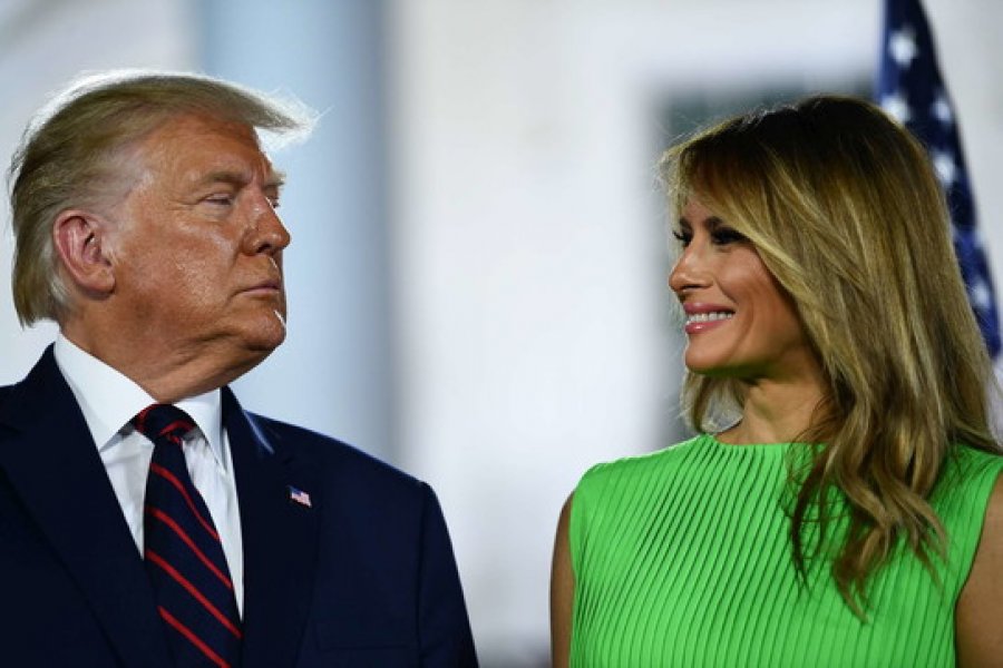 “Ushtarët e vdekur janë idiotë”/ Deklarata e Trump shkakton polemika në SHBA, Melania i del në mbrojtje