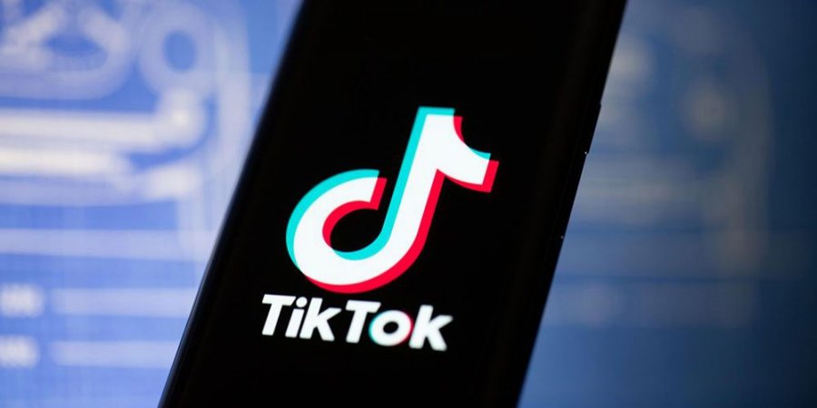 Një 12-vjeçare në Angli e dërgon TikTokun në gjykatë