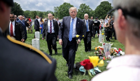 Trumpi akuzohet për fyerje të dëshmorëve: “Pse të shkoj në ato varreza të mbushura me humbës?”