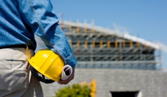 Lëndohet një punëtor derisa punonte në një objekt