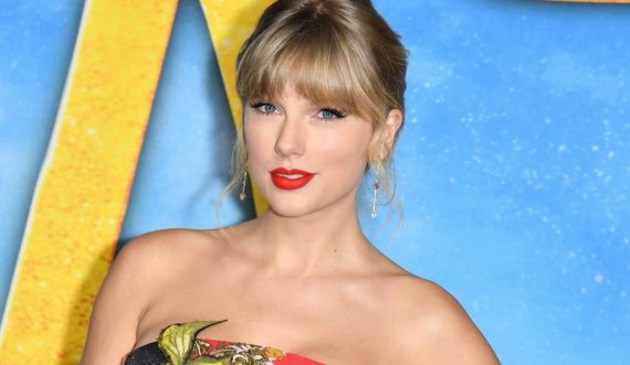 Taylor Swift gati për albumin 'Fearless'
