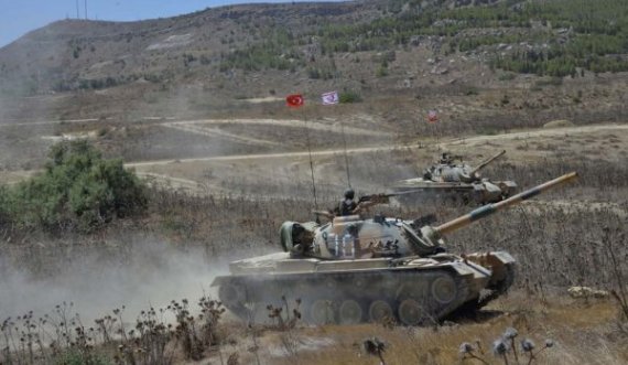 Rusia ofron ndihmë për të zgjidhur tensionin Turqi – Greqi