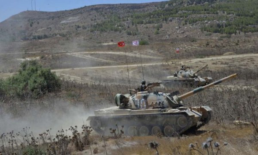 Rusia ofron ndihmë për të zgjidhur tensionin Turqi – Greqi