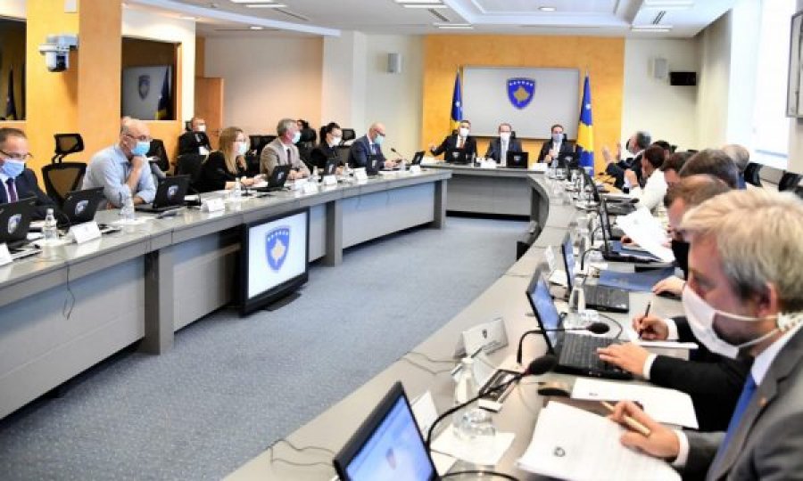 Kryeministri flet para kabinetit qeveritar për marrëveshjen e Shtëpisë së Bardhë