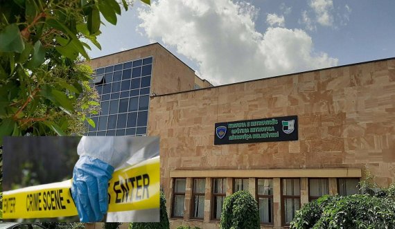 Komuna e Mitrovicës suspendon mësuesin që theri me thikë gruan e tij