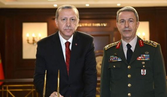 “Rri urtë, ose do të bëhesh meze…” – Nuk ndalet Turqia, kërcënon me luftë Greqinë