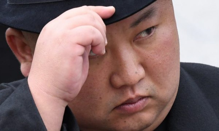 Zbulohet sekreti, Kim Jong Un e ekspozoi kokën e axhës pas ekzekutimit