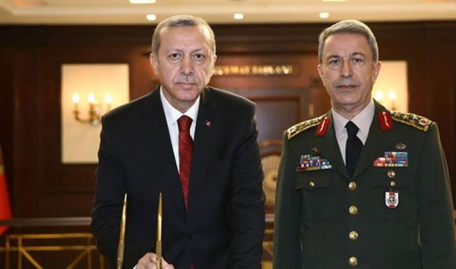 “Rri urtë, ose do të bëhesh meze…” – Nuk ndalet Turqia, kërcënon me luftë Greqinë