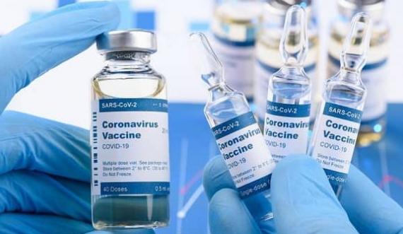 Besimi publik në vaksina kundër COVID-19, “i paqëndrueshëm”