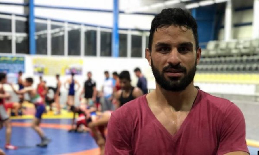 Irani ekzekuton kampionin e mundjes