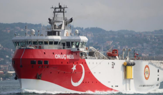 Turqia e kthen anijen hulumtuese afër bregdetit të Antalias, ulen tensionet me Greqinë
