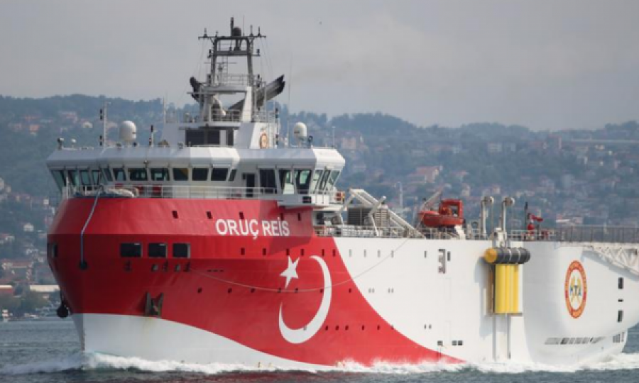 Turqia e kthen anijen hulumtuese afër bregdetit të Antalias, ulen tensionet me Greqinë