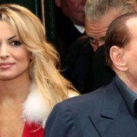 Berlusconi shpallet i pafajshëm për një nga akuzat në rastin “Rubi”