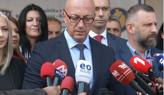 Fehlinger del me propozim: Kosova dhe BE ta shpallin organizatë terroriste Listën Srpksa