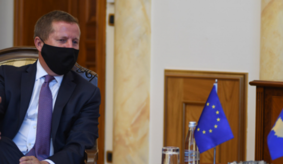 Ambasadori i BE’së në takim me Veselin: PDK e vetdijshme për rëndësinë e dialogut për rrugën evropiane të Kosovës