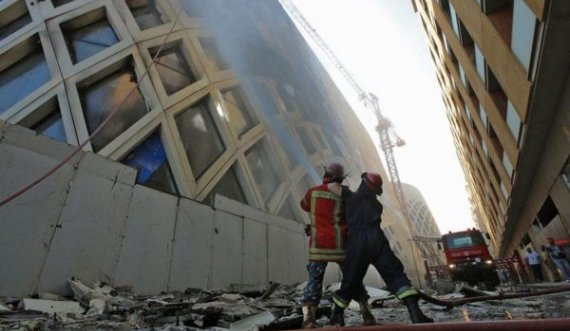 Përsëri zjarr në Bejrut, digjet qendra tregtare e dizajnuar nga Zaha Hadid